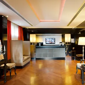 Starhotels Anderson Milánó