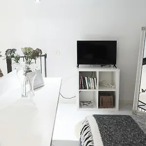 Comecasa Mini Grazioso Loft In Crocetta Milán